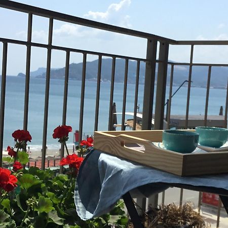 Tramonto Sul Mare - Sea Suite Savona Kültér fotó