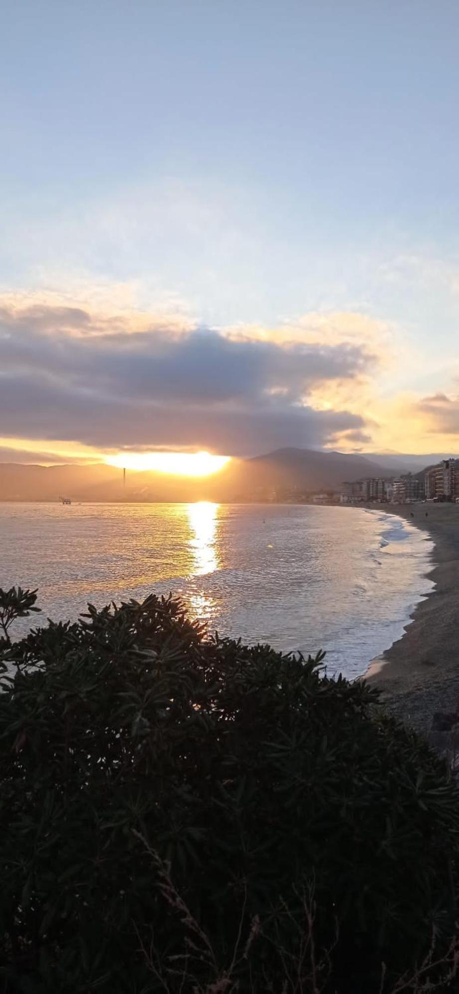 Tramonto Sul Mare - Sea Suite Savona Kültér fotó