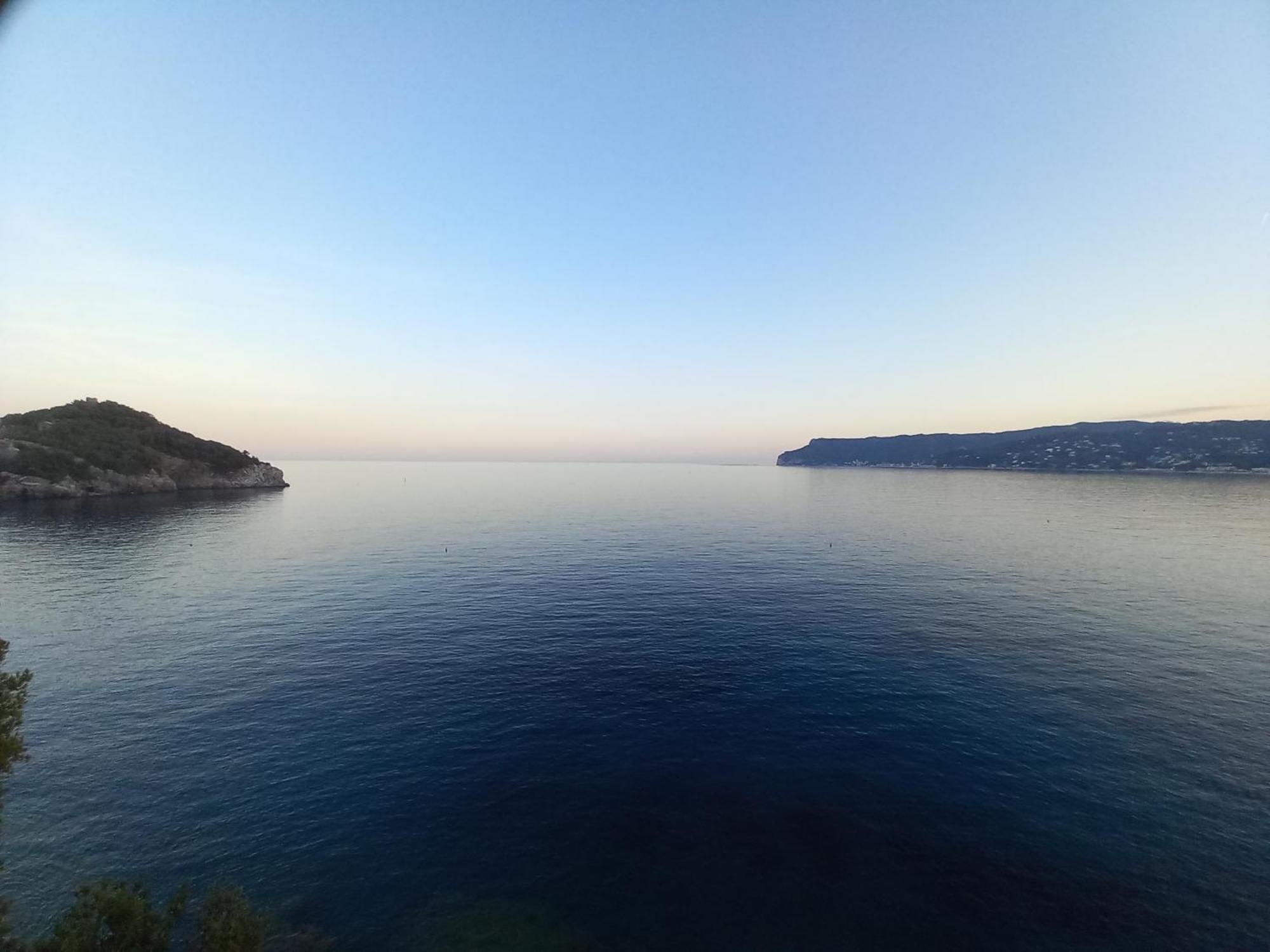 Tramonto Sul Mare - Sea Suite Savona Kültér fotó